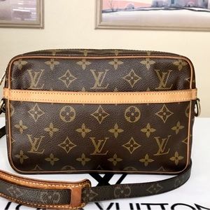 Louis Vuitton Compiegne Clutch/Crossbody Bag TH0951